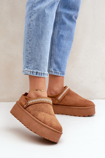 Snow Boots With Decorative Embroidery Camel Selithria 2