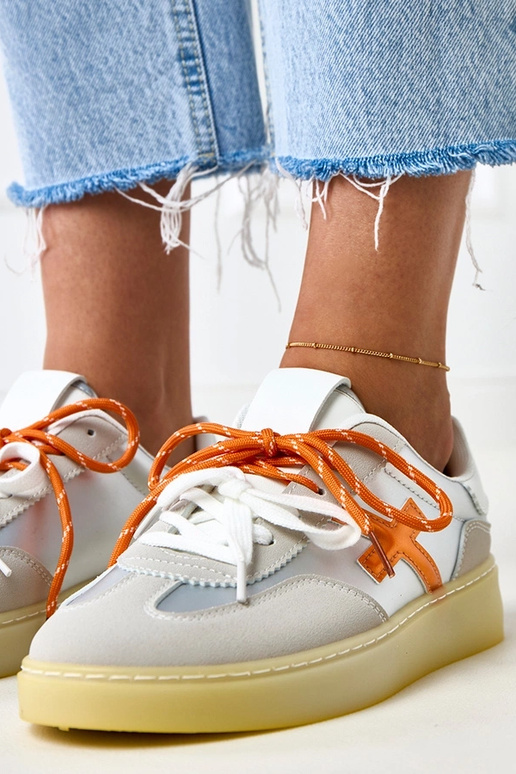 Srebrne sneakersy na platformie z...