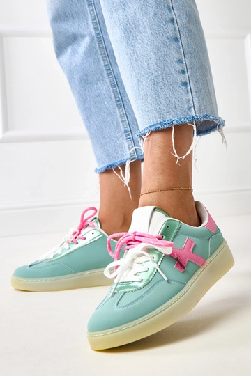 Turkusowe sneakersy na... 2