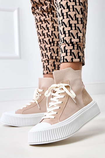 Różowe wsuwane skarpetkowe... 2