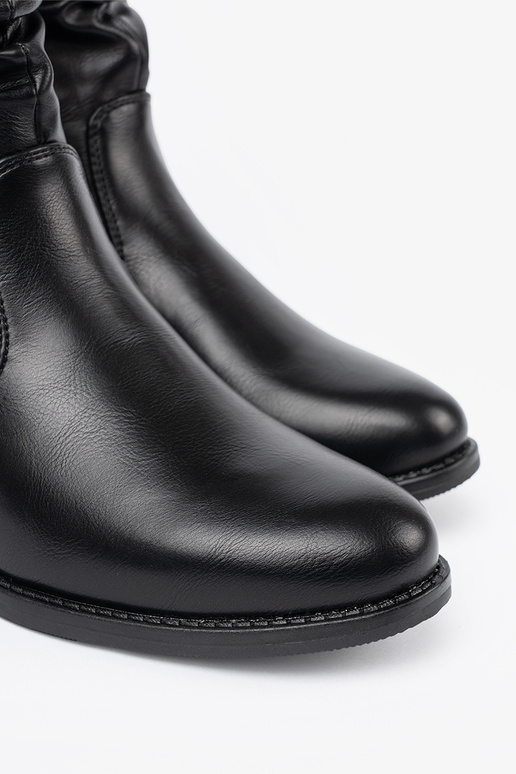 KomfortoIne boots black z marszczeniami