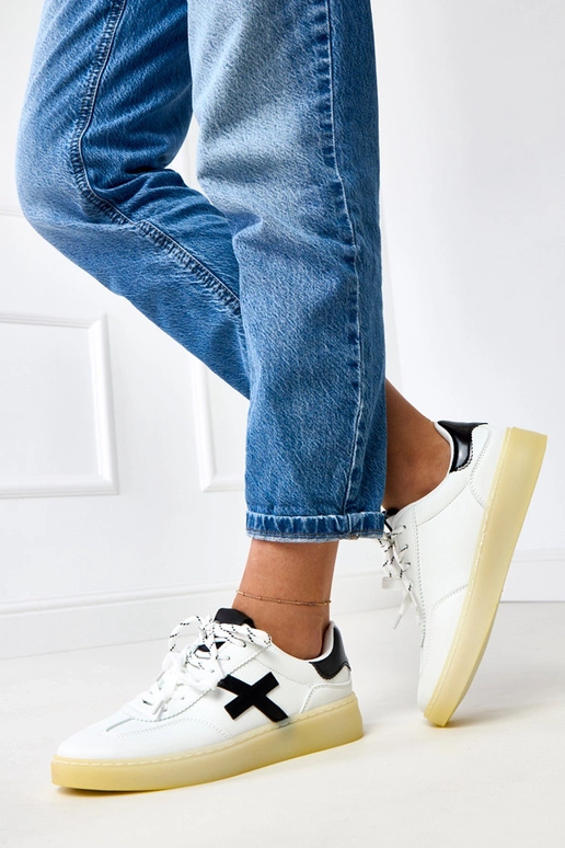 Białe sneakersy na platformie z...