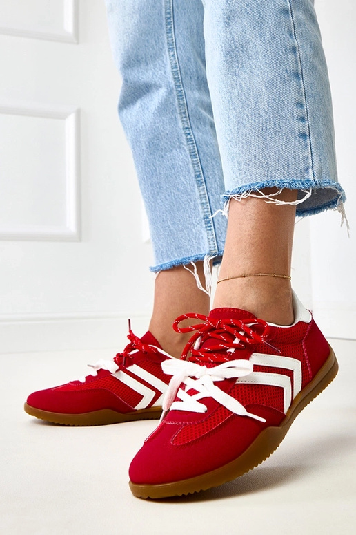 Czerwone sneakersy siateczkowe typu... Czerwone sneakersy siateczkowe typu...