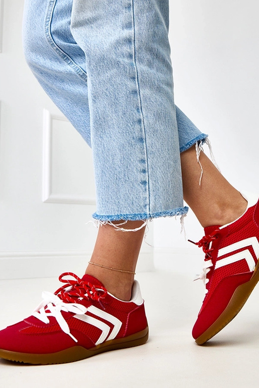 Czerwone sneakersy siateczkowe typu... Czerwone sneakersy siateczkowe typu...