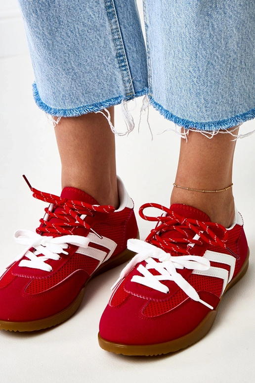 Czerwone sneakersy siateczkowe typu... Czerwone sneakersy siateczkowe typu...