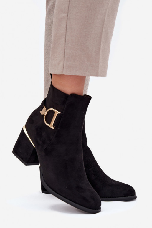 Insulated women's ankle boots with a heel with gold elements black Ambrine