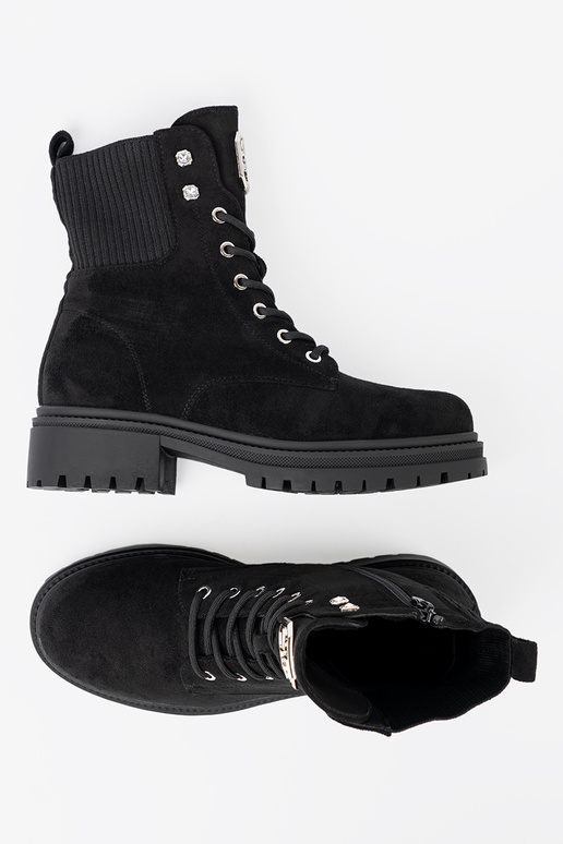 Elegant style black shoes z błyszczącymi kryształkami