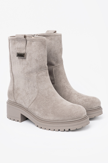 Comfortable gray boots na masyInnej podeszInie