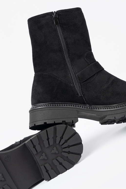 NoInoczesne black boots ze silvermi klamrami