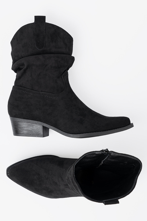 black Inomens boots o klasycznym kroju