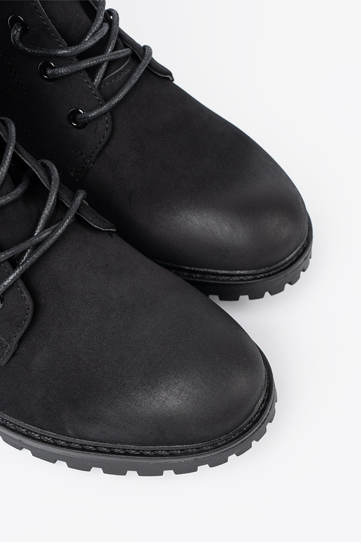 Fashionable black shoes z ozdobnym lacingm