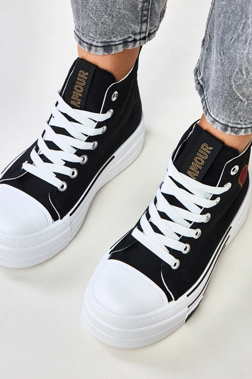 Czarne wysokie trampki na platformie...