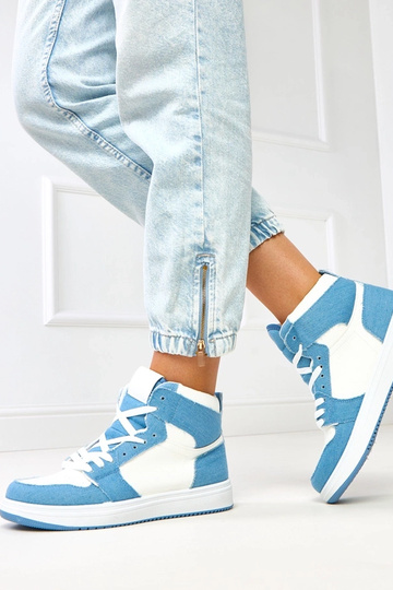 Wysokie sneakersy za kostkę z jeansowym motywem Kasna