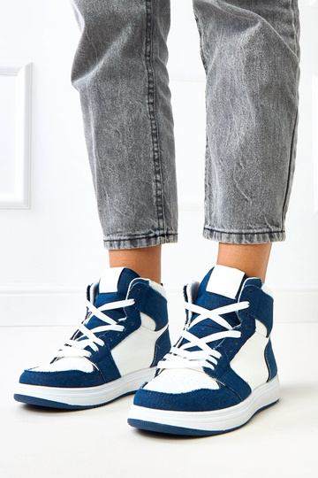 Wysokie sneakersy za kostkę z ciemnym jeansowym motywem Kasna
