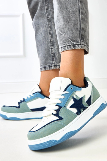 Biało- niebieskie sneakersy... 2
