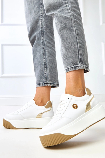 Białe sneakersy na... 2
