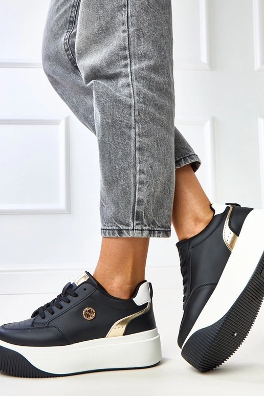 Czarne sneakersy na platformie ze... Czarne sneakersy na platformie ze...