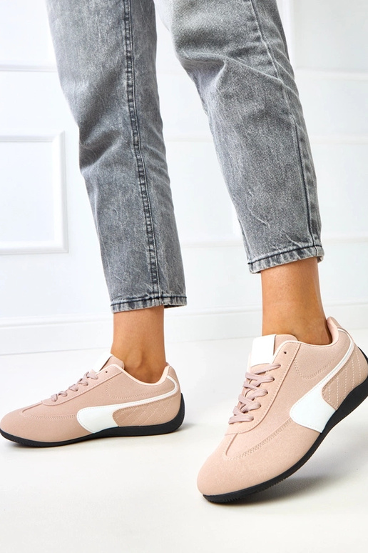 Różowe sneakersy z białym akcentem... Różowe sneakersy z białym akcentem...