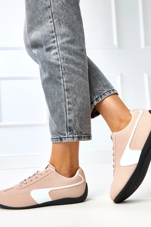 Różowe sneakersy z białym akcentem... Różowe sneakersy z białym akcentem...
