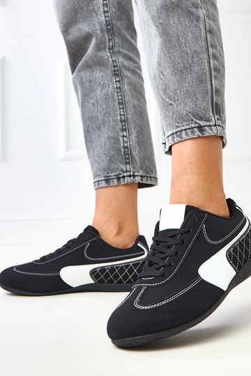 Czarne sneakersy z białym... 2