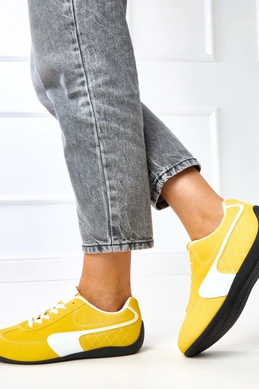 Żółte sneakersy z białym akcentem Manaar Żółte sneakersy z białym akcentem Manaar