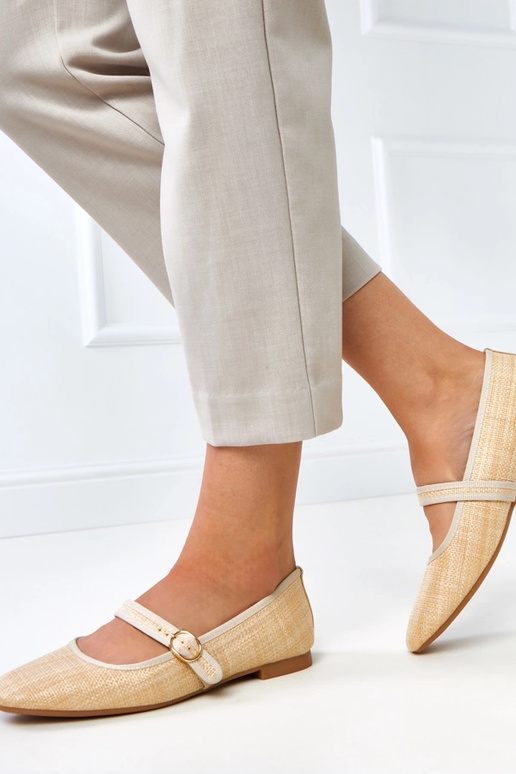 Beżowe balerinki plecione ze... Beżowe balerinki plecione ze...