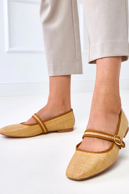 Bązowe balerinki plecione ze... Bązowe balerinki plecione ze...