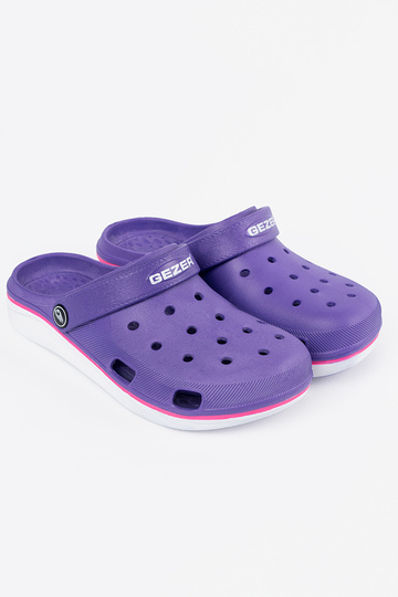 Fioletowe buty typu Crocs