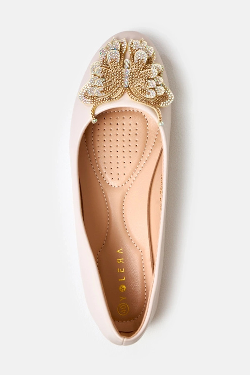 Beżowe balerinki z ozdobnym motylem... Beżowe balerinki z ozdobnym motylem...