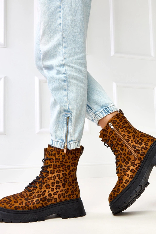 Brązowe botki z motywem panterki Espe