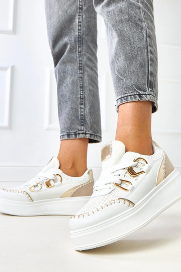 Białe sneakersy na platformie z plecioną wstawką Lina