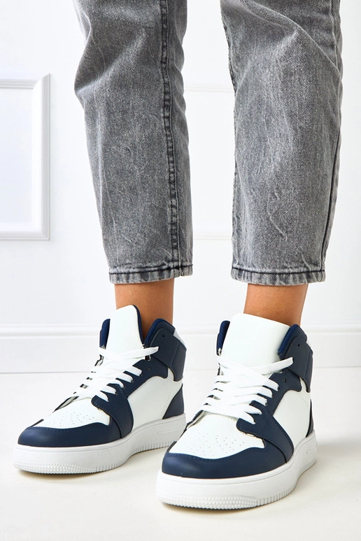 Wysokie sneakersy biało-granatowe na... Wysokie sneakersy biało-granatowe na...