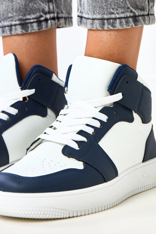 Wysokie sneakersy biało-granatowe na... Wysokie sneakersy biało-granatowe na...