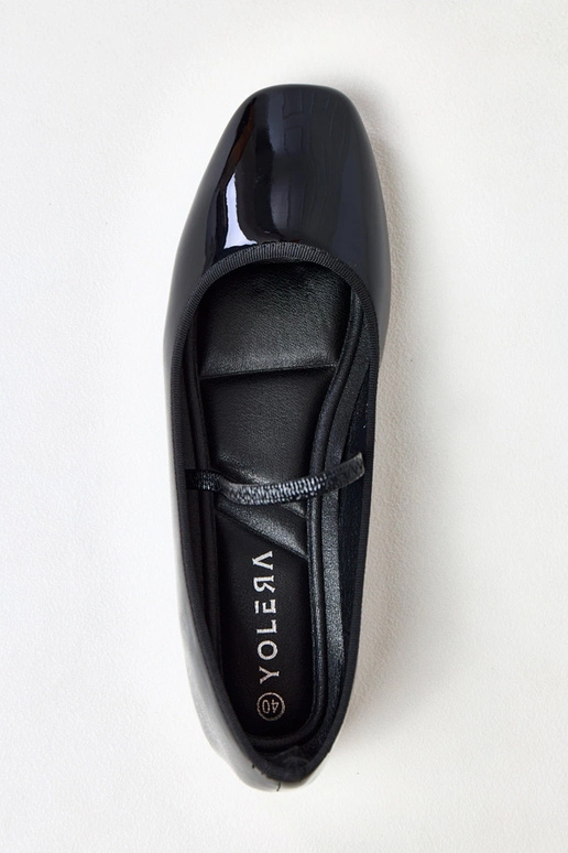 Czarne lakierowane balerinki z gumką... Czarne lakierowane balerinki z gumką...