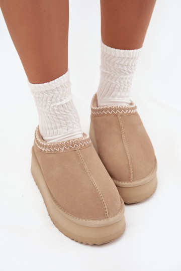 Low suede snow boots for women with embroidery on platform Vinceza 97960 beige