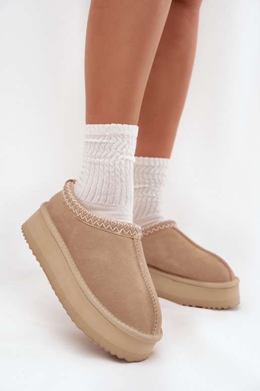 Low suede snow boots for women with embroidery on platform Vinceza 97960 beige