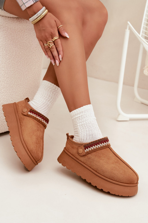 Women's Low Snow Boots With Movable Strap And Embroidery On Platform Camel Lyrisse Women's Low Snow Boots With Movable Strap And Embroidery On Platform Camel Lyrisse