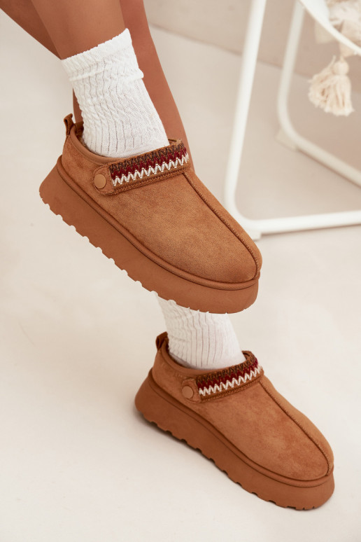 Women's Low Snow Boots With Movable Strap And Embroidery On Platform Camel Lyrisse Women's Low Snow Boots With Movable Strap And Embroidery On Platform Camel Lyrisse