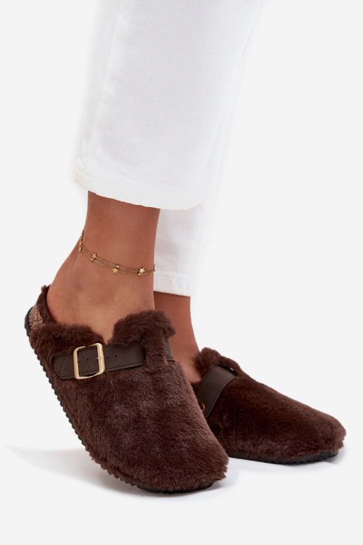 Faux fur women's slippers on a platform with a strap and buckle brown Noraline Faux fur women's slippers on a platform with a strap and buckle brown Noraline