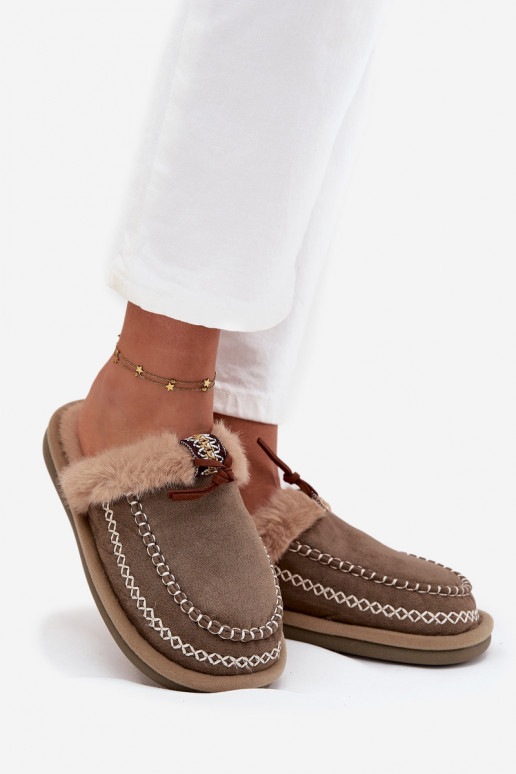 Kapcie DamskiewithFuterkiem I Haftem Zielone Perivelle