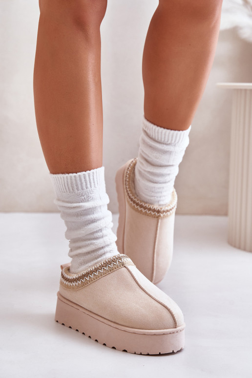 Women's Snow Boots On Platform Insulated With Fur Light Beige Remenia Women's Snow Boots On Platform Insulated With Fur Light Beige Remenia