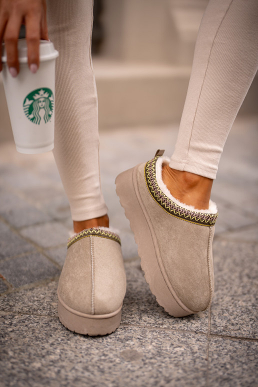 Women's Platform Winter Boots Insulated With Fur Green Straps Women's Platform Winter Boots Insulated With Fur Green Straps