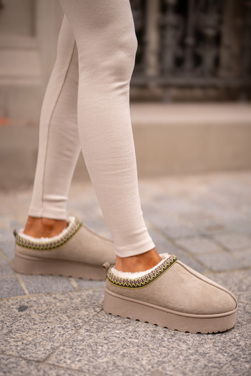 Women's Platform Winter Boots Insulated With Fur Green Straps Women's Platform Winter Boots Insulated With Fur Green Straps