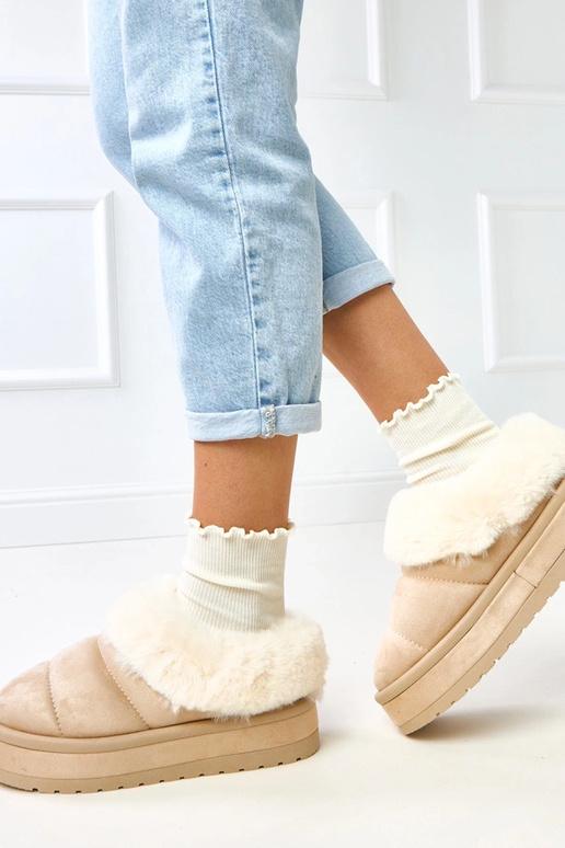 Beżowe krótkie śniegowce ocieplane... Beżowe krótkie śniegowce ocieplane...