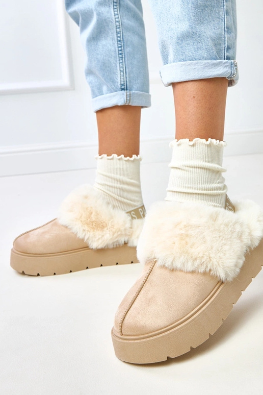 Beżowe krótkie śniegowce ocieplane... Beżowe krótkie śniegowce ocieplane...