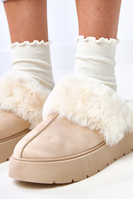 Beżowe krótkie śniegowce ocieplane... Beżowe krótkie śniegowce ocieplane...