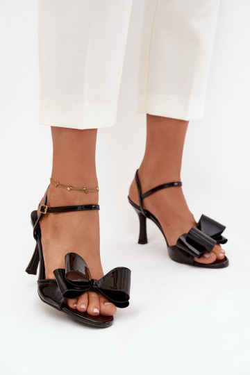 Patent Leather Heeled Sandals With Bow Black Noliva