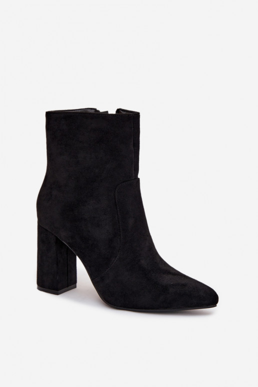 Insulated women's ankle boots with heel made of eco suede black Pralina Insulated women's ankle boots with heel made of eco suede black Pralina