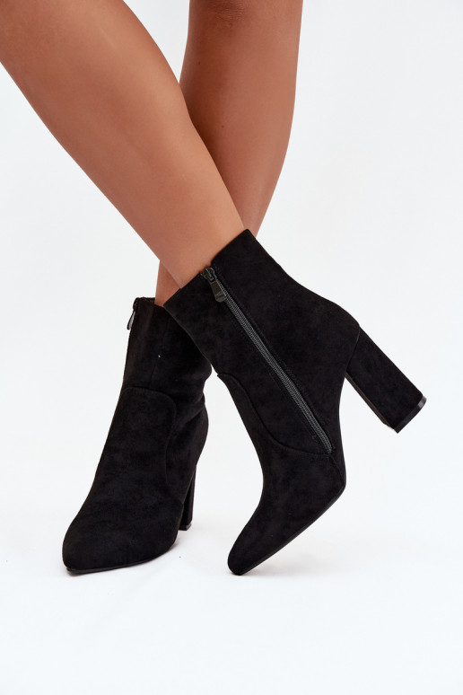 Insulated women's ankle boots with heel made of eco suede black Pralina Insulated women's ankle boots with heel made of eco suede black Pralina