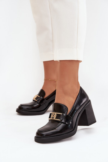 Women's Low Shoes on Heel with Gold Detail Black Privelle 2